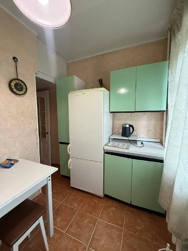 🏡Сдам 2-х ком. Квартиру в центре донецка
🌇Город: донецк днр
🏙️Район: ворошиловский район, 🗺шевченко, рамада гостиница.
• Этажность–4/5 жилого дома
• Квартира с мебелью, колонкой газовой, кондиционером, стиральной машинкой, вода по графику и чаще.
• Комнаты раздельные. Интернет
• 37.000 + Коммунальные.
📍Залог разбивают.
+79494707442 Или тelegram / мах
*Оплата услуг риелтора по факту заселения! Ехать в офис и вносить оплату до просмотра не надо❗
Аренда днр - фотография - 6