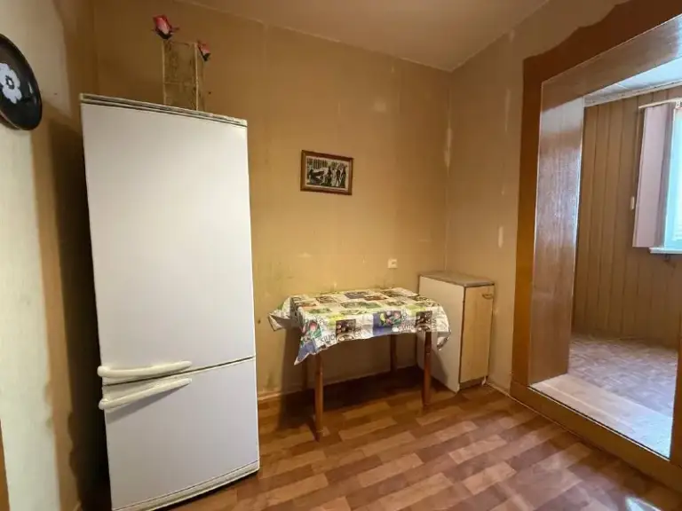 🏡Сдам 1-х комн. Квартиру
🌇Город: донецк днр
🏙️Район: ленинский район,
🗺Голубой - 2, манна

• Этажность–7/9 жилого дома

• Вода холодная, горячая постоянно!
• Жилое состояние, мебель, техника вся, интернет.
• Для женщины, пары.
• Одиноким мужчинам не сдают.

• 23.000 + Коммунальные.
📍Залог разбивают.
☎📞 +79494707442 Или телеграм

Оплата услуг риелтора по факту заселения! Ехать в офис и вносить оплату до просмотра не нужно!

📨Подписаться - фотография - 5