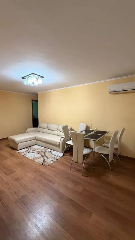 Продается 3х комнатная квартира

🌇Приморский район, г. Мариуполь, пр. Нахимова 154📌

✅Этаж 2/5
💦Вода постоянно
✅Две изолированные спальни, смежный санузел, зал-кухня-столовая(узаконена перепланировка)

❗️Квартира оборудована всей необходимой техникой и мебелью, свежий ремонт.

📍Шикарная локация, рядом парк, школа, садик, рынок и море в 10 минутах.

📑Документы готовы ко всем видам сделки. Возможно применение маткапитала ❗️

💰Цена 5,5 млн, торг уместен

С уважением, мария
📲☎️+79497198455

Подписаться  |  📩дать объявление
📲Наш max - фотография - 4