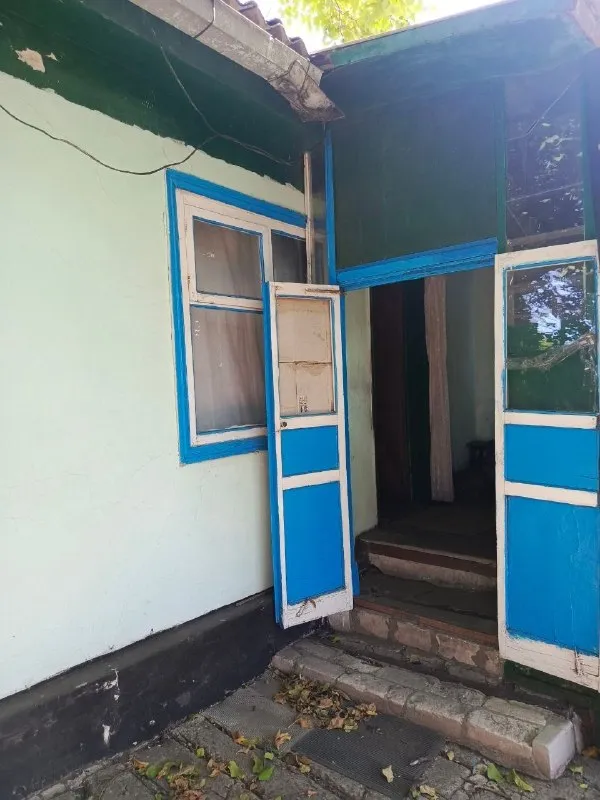 🏡Продаётся 3-х комнатный отдельно стоящий дом
🌇Город: торез днр
🗺Ориентир станция воскресенская

• Печное отопление
• Санузел совмещённый
• На территории участка есть небольшой огород
• Документы готовы
🔥Собственник

💴Цена: 1🍋000.000 рублей
☎️+7(949) 339-83-26 Ольга

📨Подписаться - фотография - 5