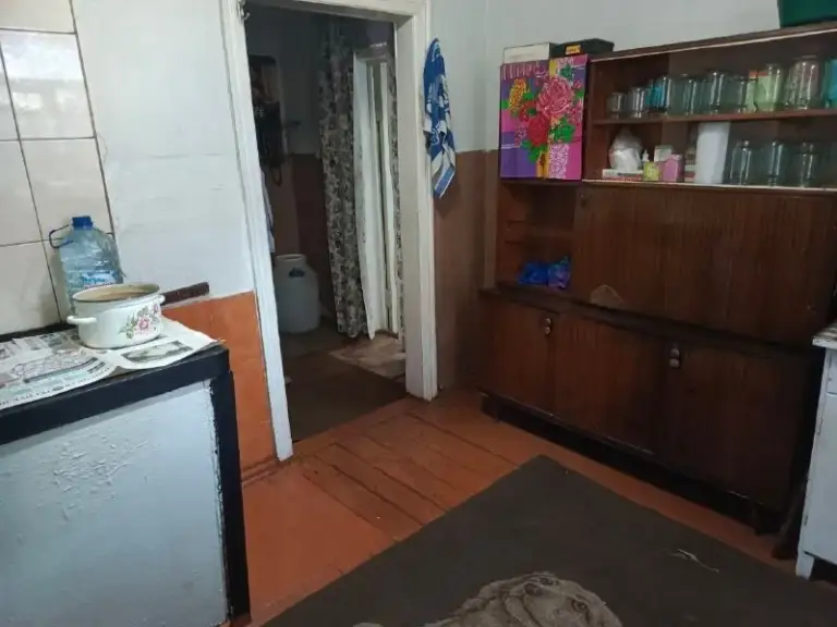 🏡Продаётся 3-х комнатный отдельно стоящий дом
🌇Город: торез днр
🗺Ориентир станция воскресенская

• Печное отопление
• Санузел совмещённый
• На территории участка есть небольшой огород
• Документы готовы
🔥Собственник

💴Цена: 1🍋000.000 рублей
☎️+7(949) 339-83-26 Ольга

📨Подписаться - фотография - 6