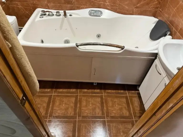 🏡Продаётся 2-двухкомнатная квартира
🌇Город: донецк днр
🏙️Район: кировский р-н
🗺Микрорайон текстильщик, улица петровского

• Этажность–6/14 жилого дома
• Общая площадь–50.8 м2
• Кухня–7 м2

• Комнаты раздельные, окна пластиковые, лоджия застеклённая
• В квартире выполнен частично ремонт
• Квартира продается с мебелью и бытовой техникой
• Рядом школа, детский садик, стоматология, рынок и остановка общественного транспорта
• Документы готовы
🔥Собственник

💴Цена: 4🍋500.000 рублей
☎️Тел: +7(949) 510-11-40 яна

📨Подписаться - фотография - 10