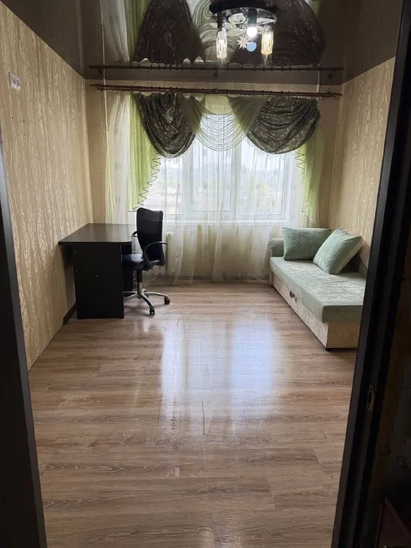 🏡Продаётся 2-двухкомнатная квартира
🌇Город: донецк днр
🏙️Район: кировский р-н
🗺Микрорайон текстильщик, улица петровского

• Этажность–6/14 жилого дома
• Общая площадь–50.8 м2
• Кухня–7 м2

• Комнаты раздельные, окна пластиковые, лоджия застеклённая
• В квартире выполнен частично ремонт
• Квартира продается с мебелью и бытовой техникой
• Рядом школа, детский садик, стоматология, рынок и остановка общественного транспорта
• Документы готовы
🔥Собственник

💴Цена: 4🍋500.000 рублей
☎️Тел: +7(949) 510-11-40 яна

📨Подписаться - фотография - 2