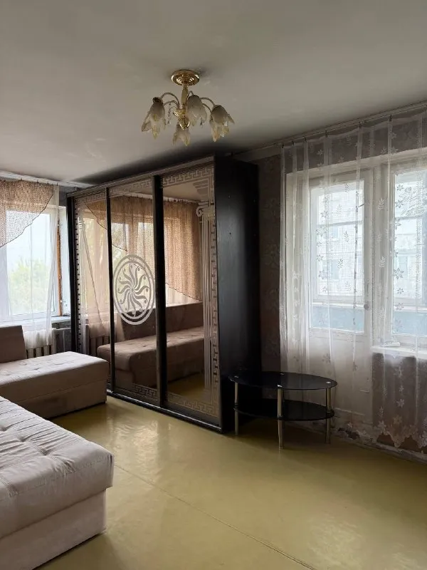 🏡Продаётся 2-двухкомнатная квартира
🌇Город: донецк днр
🏙️Район: кировский р-н
🗺Микрорайон текстильщик, улица петровского

• Этажность–6/14 жилого дома
• Общая площадь–50.8 м2
• Кухня–7 м2

• Комнаты раздельные, окна пластиковые, лоджия застеклённая
• В квартире выполнен частично ремонт
• Квартира продается с мебелью и бытовой техникой
• Рядом школа, детский садик, стоматология, рынок и остановка общественного транспорта
• Документы готовы
🔥Собственник

💴Цена: 4🍋500.000 рублей
☎️Тел: +7(949) 510-11-40 яна

📨Подписаться - фотография - 5