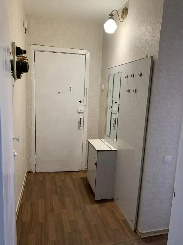 Продается 2-комнатная квартира в куйбышевском районе

Стройте свое пространство с агентством недвижимости город.
Вы мечтаете - мы реализовываем💫

🏗Район: куйбышевский
🏘Комнат - 2
🏢Этаж - 5/5
🚪Общая площадь - 44 м2

Продается двухкомнатная квартира в куйбышевском районе, проспект колхозный 5, микрорайон "октябрьский".

📌Кухня 6 м2
📌Пластик окна и балкон
📌Крыша не течет
📌Стояк поменян

Рядом:

📌Больница
📌Школа
📌Остановки общественного транспорта

💵Цена: 2 500 000 рублей
☎️Телефон: +7 (949) 513 85 58 - фотография - 7