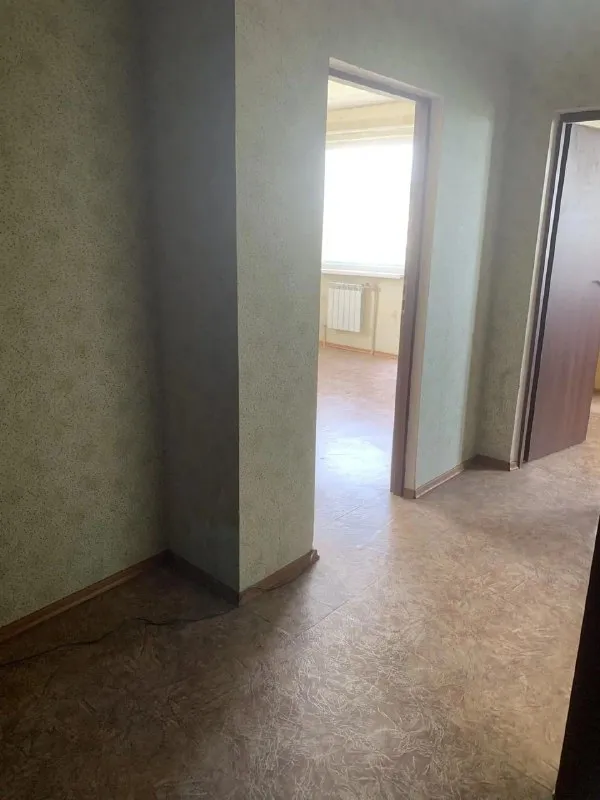 Продам однокомнатную квартиру

🌇Донецк в кировском районе,
Улица мечникова 100 в. 📌

🏢Этаж - 6/9
✅Общая площадь - 44 м2
✅Балкон 2.3 м2
✅Окна пластик
✅Коммуникации в хорошем состоянии

📍Рядом с домом: супермаркеты, школы, детские сады, магазины, транспорт

💰Цена: 2 700 000 рублей

📲☎️+7 (949) 513 85 58

Подписаться  |  📩дать объявление
📲Наш max - фотография - 3