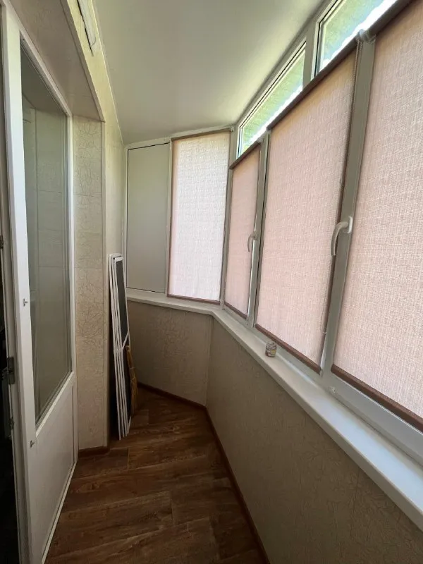 Продажа 3х-комнатной квартиры

🌇Донецк в киевском районе,
Улица полиграфическая, ориентир киевский рик. 📌

🏢Этаж - 3/3
🚪Общая площадь - 62 м2
✅Квартира теплая, зимой, прохладная летом
💦Вода согласно графику
✅Все коммуникации заменены
✅Все комнаты раздельные.
✅Санузел совмещ. .. Я все.

📑Документы готовы, внесены в росреестр. Собственник в городе. Прописанных нет.
💰Цена: 6 700 000 рублей (торг реальному клиенту)

📲☎️+7 (949) 513 85 58

Подписаться  |  📩дать объявление
📲Наш max - фотография - 5