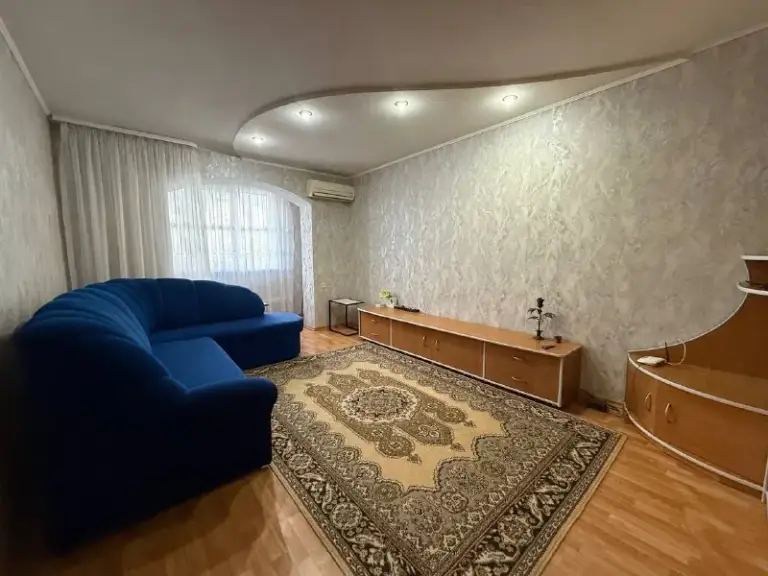 🏡Сдам 1-х комнатную
Квартиру
🌇Город: донецк днр
🏙️Район: будённовский р-н
🗺Мкр-н донской, напротив школы.
• Этажность–8/10 жилого дома
• Вода по графику холодная и горячая.
• Мебель, техника - холодильник, тв привезут, стиральная машинка, кондиционер, бойлер, интернет вайфай роутер.
💴Цена: 25.000 + коммунальные.
📍Залог.
Для 1-2 человек, без животных
☎📞+79494707442 Или telegram
*Оплата услуг риелтора по факту заселения! Ехать в офис и вносить оплату до просмотра не надо❗
Аренда днр - фотография - 2