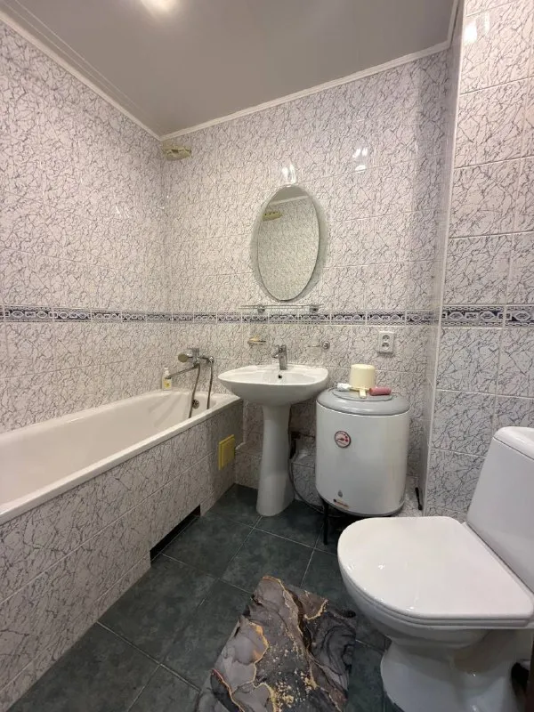 🏡Сдам 1-х комнатную
Квартиру
🌇Город: донецк днр
🏙️Район: будённовский р-н
🗺Мкр-н донской, напротив школы.
• Этажность–8/10 жилого дома
• Вода по графику холодная и горячая.
• Мебель, техника - холодильник, тв привезут, стиральная машинка, кондиционер, бойлер, интернет вайфай роутер.
💴Цена: 25.000 + коммунальные.
📍Залог.
Для 1-2 человек, без животных
☎📞+79494707442 Или telegram
*Оплата услуг риелтора по факту заселения! Ехать в офис и вносить оплату до просмотра не надо❗
Аренда днр - фотография - 4