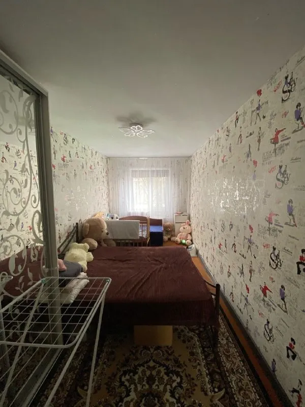 🏡Продаётся 2-двухкомнатная квартира
🌇Город: харцызск днр

• Этажность–3/5 жилого дома
• Общая площадь–45.2 м2

• Дом кооперативный
• Квартира не угловая
• Санузел совмещённый
• Окна пластиковые
• Газовая колонка
• Рядом детский садик, школа, магазины, автовокзал и рынок
🔥Собственник

💴Цена: 4🍋000.000 рублей
☎️+7(949) 373-39-55

📨Подписаться - фотография - 4