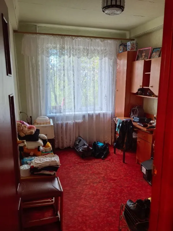 Продаётся 4-х комнатная квартира. Г. Донецк, петровский район, мрн. Тихий, ул. Стаханова1. 3/5 эт. Дома. Дом построен 1981г. Окна выходят на обе стороны дома. Не угловая, балкон застеклён, пластиковые окна, стоят счётчики, общая площадь 67 м². Санузел раздельный. Документы переоформлены, один собственник, без обременений.

Цена: 3 600 000 руб.

Телефон: +7(900)1858896 - елена!
+7(949)3150541 - Вера михайловна. - фотография - 6