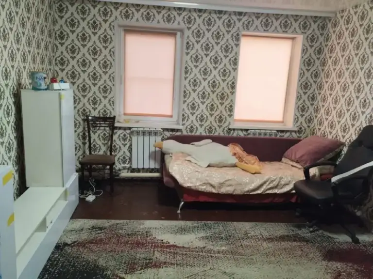 🏡Продаётся отдельно стоящий дом в городе макеевка днр
🗺Посёлок осипенко

• Общая площадь–83 м2
• Участок 6 соток земли

• Дом газифицированный
• Окна пластиковые,
Продаётся с мебелью и бытовой техникой
• На территории участка есть гараж
• Документы готовы
🔥Собственник

💴Цена: 3🍋650.000 рублей
☎️+7(949) 341-90-71

Недвижимость днр - фотография - 2