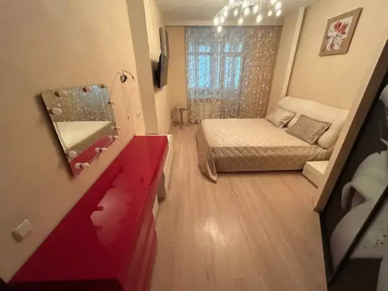Аренда двухкомнатной квартиры

🌇Донецк в закрытом комплексе на набережной📌

✅Дом новострой
🥷Охрана круглосуточно
✅Консьерж сервис, паркинг
👍Квартира полностью укомплектована всем необходимым для комфортного проживания.
✅Комнаты раздельные.
💦Водоснабжение 24/7
Установлен бойлер на 80 литров.
❄Кондицион. .. /emoji/40/f09f9181.png')">👁 просмотр в удобное для вас время, ключи 🔑 в агентстве.
💰Цена: 100.000 рублей торг

📲☎️+7 (949) 630 77 76

Подписаться  |  📩дать объявление
📲Наш max - фотография - 4