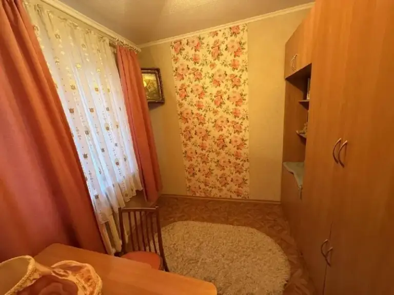 Продажа 3х комнатной квартиры в куйбышевском районе донецка!топаз!

Ан «статус» - твой выбор в мире недвижимости!🤝

📍Донецк, куйбышевский район, ул. Куйбышева,177

✅Общая площадь: 70 кв. М
✅Этаж 8/9
✅Вода доходит
✅Комнаты раздельные
✅Квартира не угловая
✅В шаговой доступности: магазины, школы, садики, больницы, супермаркеты, остановки общественного транспорта

💸 5 300 000 Руб.

☎️+79495753652
📞+79496455686 - фотография - 9