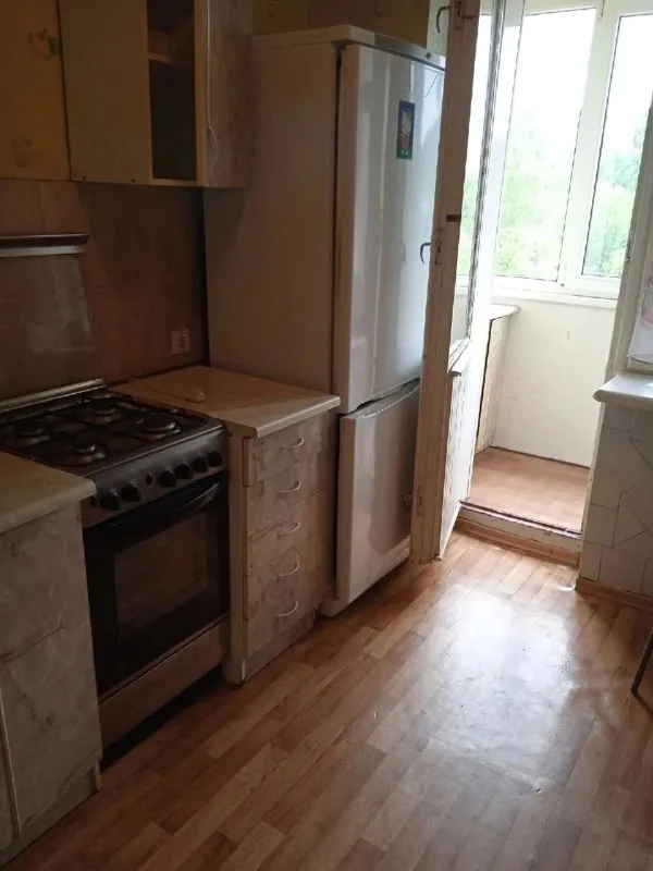 ‼❗‼Продается ‼❗‼
🏡2-Х комнатная квартира
Идеальное расположение: проспект ленинский: рядом "цирк", магазин «обжора», парк славянской культуры.
🏙️Город: донецк днр

🔹В шаговой доступности вся развитая инфраструктура

• Квартира с раздельными комнатами, не угловая.
• Выполнен ремонт, заменены все коммуникации, установлены металлопластиковые окна
• Три лоджии застеклены
• Раздельный санузел отделан кафелем.
• Продаётся с мебелью и бытовой техникой.
🔹Документы готовы🔹

💴Стоимость: 5🍋000.000 руб.

☎☎☎+7949-419-63-79

Недвижимость донецк днр - фотография - 3
