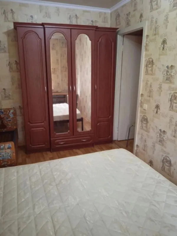‼❗‼Продается ‼❗‼
🏡2-Х комнатная квартира
Идеальное расположение: проспект ленинский: рядом "цирк", магазин «обжора», парк славянской культуры.
🏙️Город: донецк днр

🔹В шаговой доступности вся развитая инфраструктура

• Квартира с раздельными комнатами, не угловая.
• Выполнен ремонт, заменены все коммуникации, установлены металлопластиковые окна
• Три лоджии застеклены
• Раздельный санузел отделан кафелем.
• Продаётся с мебелью и бытовой техникой.
🔹Документы готовы🔹

💴Стоимость: 5🍋000.000 руб.

☎☎☎+7949-419-63-79

Недвижимость донецк днр - фотография - 7