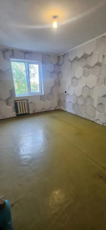 Продажа 3х-комнатной квартиры

🌇Донецк, куйбышевский район, улица словацкая 59.📌

🏢Этаж - 3/9
✅Общая площадь - 60 м2

В квартире:
- Большая застеклённая лоджия
- Кухня 9 м2
- Окна пластик
💦Вода и канализация новая
- Отопление старое
- Ремонт - косметика.

👍Инфраструктура насыщенная: школы, детские сады, магазины, супермаркеты
👍Отличная транспортная развязка, остановка общественного транспорта в пешей доступности.

📑Документы рф готовы
💰Цена: 5 100 000 рублей

📲☎️+7 (949) 513 85 58

Подписаться  |  📩дать объявление
📲Наш max - фотография - 2
