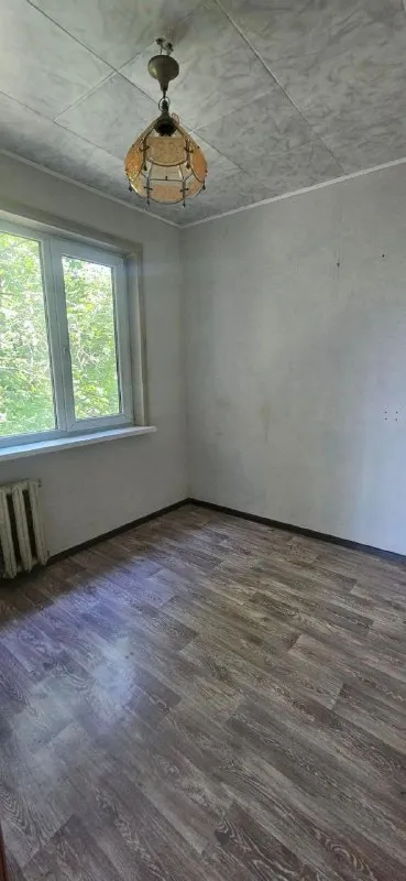 Продажа 3х-комнатной квартиры

🌇Донецк, куйбышевский район, улица словацкая 59.📌

🏢Этаж - 3/9
✅Общая площадь - 60 м2

В квартире:
- Большая застеклённая лоджия
- Кухня 9 м2
- Окна пластик
💦Вода и канализация новая
- Отопление старое
- Ремонт - косметика.

👍Инфраструктура насыщенная: школы, детские сады, магазины, супермаркеты
👍Отличная транспортная развязка, остановка общественного транспорта в пешей доступности.

📑Документы рф готовы
💰Цена: 5 100 000 рублей

📲☎️+7 (949) 513 85 58

Подписаться  |  📩дать объявление
📲Наш max - фотография - 3