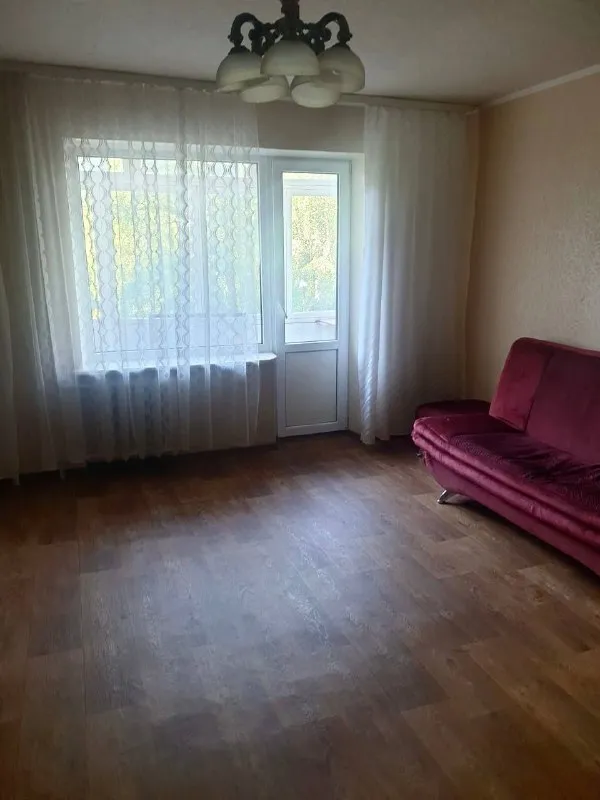 Продажа трехкомнатная квартира
🌇Донецк, киевский район, шахтерская площадь!📌
✅Светлая квартира
🏫 Инфраструктура: в пешей доступности школы 19 и 46, рядом детские сады, неподалеку тц «донецк сити», удобная транспортная развязка
📐 Площадь: 68 кв. М.
🪜 Этаж: 5/9, балкон и лоджия
🛠 Ремонт: состояние квартиры на 4, всё работает, окна пластиковые, сантехника новая, кухня, санузел - в хорошем состоянии, плитка
📄Документы: готовы к сделке, обременений нет
💰Цена: 6 200 000 ₽
📲☎️ +79495370025 (Tg, max)
Подписаться | 📩дать объявление
📲Наш max - фотография - 1