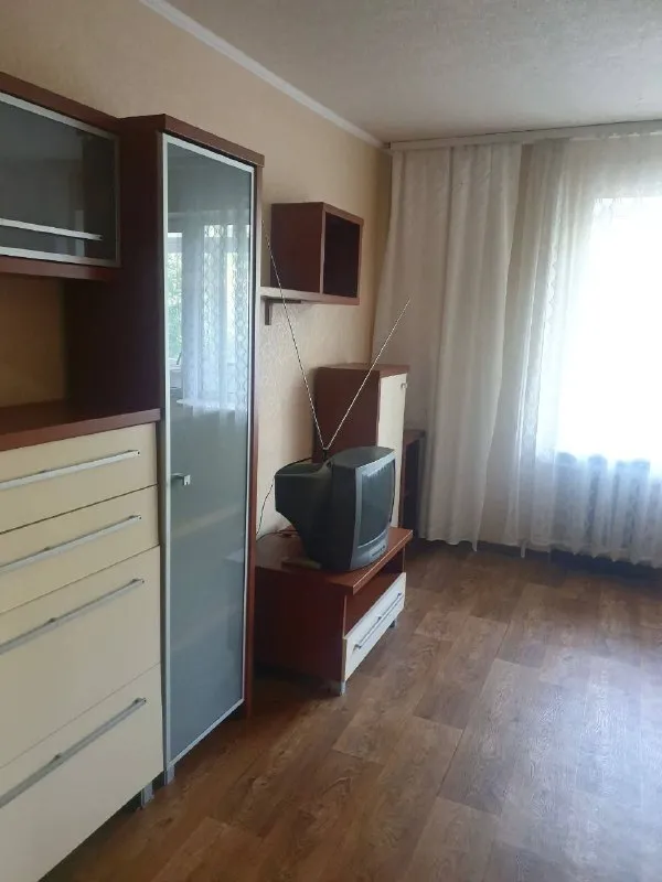Продажа трехкомнатная квартира
🌇Донецк, киевский район, шахтерская площадь!📌
✅Светлая квартира
🏫 Инфраструктура: в пешей доступности школы 19 и 46, рядом детские сады, неподалеку тц «донецк сити», удобная транспортная развязка
📐 Площадь: 68 кв. М.
🪜 Этаж: 5/9, балкон и лоджия
🛠 Ремонт: состояние квартиры на 4, всё работает, окна пластиковые, сантехника новая, кухня, санузел - в хорошем состоянии, плитка
📄Документы: готовы к сделке, обременений нет
💰Цена: 6 200 000 ₽
📲☎️ +79495370025 (Tg, max)
Подписаться | 📩дать объявление
📲Наш max - фотография - 2
