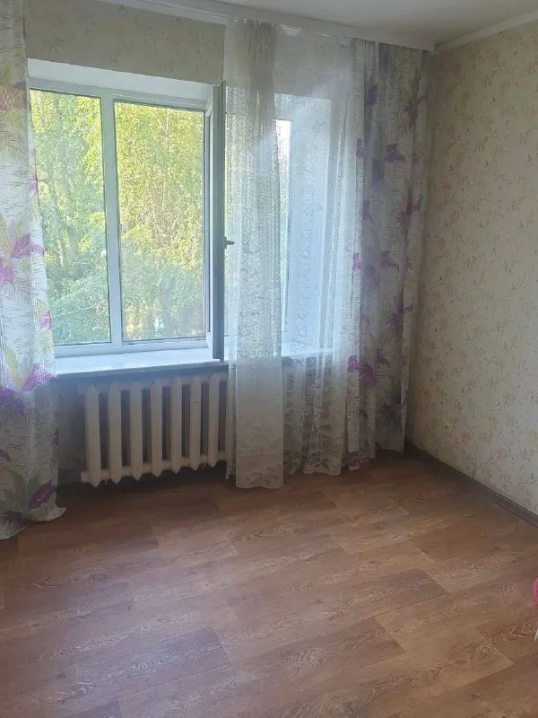 Продажа трехкомнатная квартира
🌇Донецк, киевский район, шахтерская площадь!📌
✅Светлая квартира
🏫 Инфраструктура: в пешей доступности школы 19 и 46, рядом детские сады, неподалеку тц «донецк сити», удобная транспортная развязка
📐 Площадь: 68 кв. М.
🪜 Этаж: 5/9, балкон и лоджия
🛠 Ремонт: состояние квартиры на 4, всё работает, окна пластиковые, сантехника новая, кухня, санузел - в хорошем состоянии, плитка
📄Документы: готовы к сделке, обременений нет
💰Цена: 6 200 000 ₽
📲☎️ +79495370025 (Tg, max)
Подписаться | 📩дать объявление
📲Наш max - фотография - 3