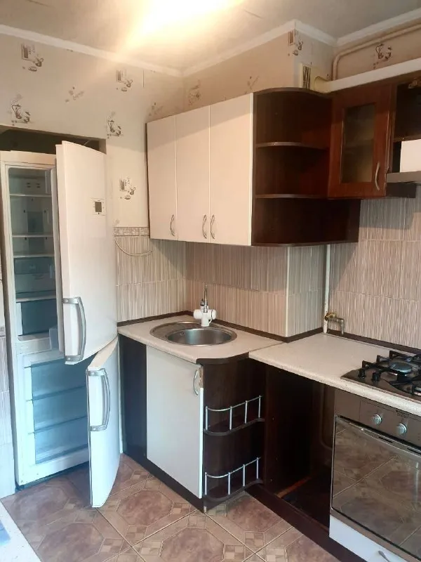 Продажа трехкомнатная квартира
🌇Донецк, киевский район, шахтерская площадь!📌
✅Светлая квартира
🏫 Инфраструктура: в пешей доступности школы 19 и 46, рядом детские сады, неподалеку тц «донецк сити», удобная транспортная развязка
📐 Площадь: 68 кв. М.
🪜 Этаж: 5/9, балкон и лоджия
🛠 Ремонт: состояние квартиры на 4, всё работает, окна пластиковые, сантехника новая, кухня, санузел - в хорошем состоянии, плитка
📄Документы: готовы к сделке, обременений нет
💰Цена: 6 200 000 ₽
📲☎️ +79495370025 (Tg, max)
Подписаться | 📩дать объявление
📲Наш max - фотография - 5
