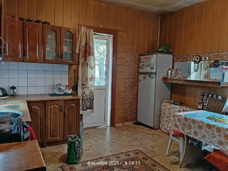 Продам 2х этажный дом

🌇Донецк на 29 шахте (ориентир ул. Победителей / заборовского)📌

🔹Плошадь 126м. Кв. , три спальни и зал, камин. Кухня 15м. Кв.
🔹Удобства.
🔹Три балкона, зимний сад.
🔹Котел парапетный (твердотопливный длительного горения).
🔹Три входа в дом.
🅿Гараж.
🌎Участок 8 соток. Яма. Два заезда во двор (двое ворот).

💰Цена 3 600 000 руб. Торг

📲☎+7 949 470 04 83 (Феникс),
📲☎+7 949 796 89 69 (Миранда).
Ан анна

Подписаться  |  📩дать объявление
📲Наш max - фотография - 6