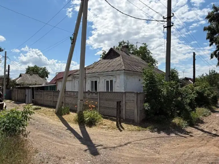 Продаётся отдельно стоящий дом

🌇В ленинском районе донецка,
Район боссе, улица ревякина📌

Ан «статус» - твой выбор в мире недвижимости!🤝

✅Общая площадь дома: 100 м²
✅Площадь участка: 8 соток
✅Материал стен: шлакоблок
✅Просторный крепкий дом на хорошем участке.
☎️+79495753652
📲☎️+79496455686
📲☎️+79490774949
Принимаем звонки в любое время!

Подписаться  |  📩дать объявление
📲Наш max - фотография - 1