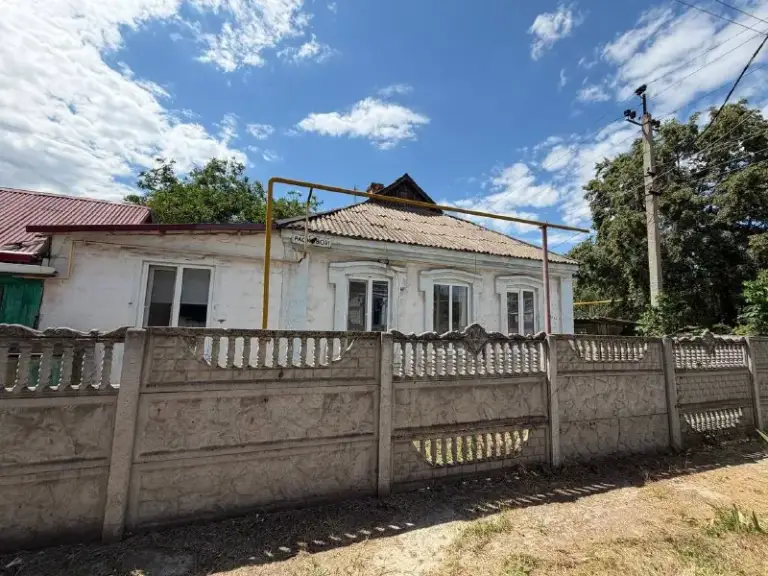 Продаётся отдельно стоящий дом

🌇В ленинском районе донецка,
Район боссе, улица ревякина📌

Ан «статус» - твой выбор в мире недвижимости!🤝

✅Общая площадь дома: 100 м²
✅Площадь участка: 8 соток
✅Материал стен: шлакоблок
✅Просторный крепкий дом на хорошем участке.
☎️+79495753652
📲☎️+79496455686
📲☎️+79490774949
Принимаем звонки в любое время!

Подписаться  |  📩дать объявление
📲Наш max - фотография - 2