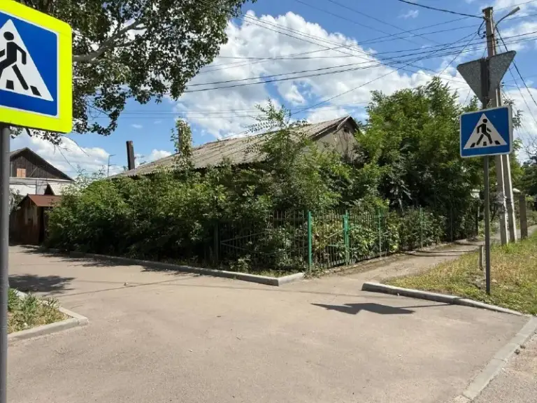 Продажа дома и земли 🌎

🌇В центре донецка по фасаду проспект павших коммунаров📌

📑Все документы полностью готовы к быстрой сделке!
✅4 Сотки земли не приватизированы
✅Коммуникации подведены!

💰Цена: 3 000 000 ₽

📲☎️+79495753652
📲☎️+79496455686 Ан «статус»

Подписаться  |  📩дать объявление
📲Наш max - фотография - 6