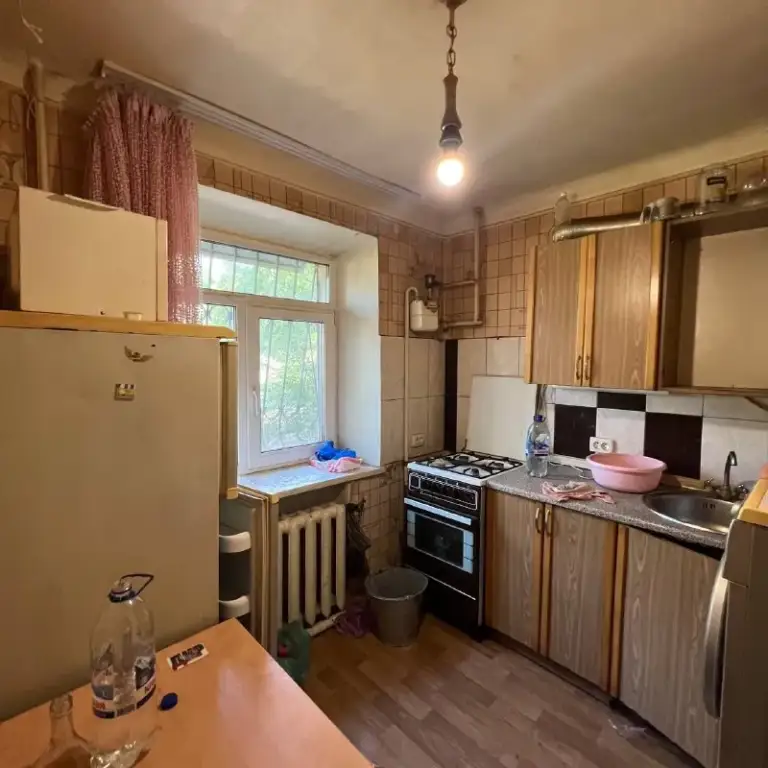 Продажа 2х комнатной квартиры

🌇Донецк, пролетарский район,
Ориентир - "объединенный" рынок, улица буденновских партизан 83.📌

🏢Этажность - 1/5
✅Общая площадь - 44 м2
✅Две кладовки
✅Газовая колонка
💦Вода по графику
📑Документы рос. Образца готовы

📍Рядом с домом: рынок "объединенный", супермаркеты, банк и т. Д. Отличная инфраструктура.

💰Цена: 2 600 000 рублей 🔥

📲☎️+7 (949) 513 13 00

Подписаться  |  📩дать объявление
📲Наш max - фотография - 7