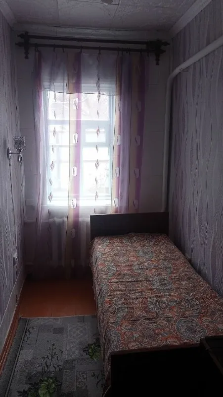 🏡Продам дом в городе харцызск днр
🗺Улица глинки, трубная сторона

• Общая площадь–50 м2
• Участок 6 соток земли

• Дом газифицированный,
Жилое состояние
• На территории участка есть летняя кухня, гараж и погреб
• Документы готовы
🔥Собственник

💴Цена: 1🍋300.000 рублей
☎️+7(949) 331-59-02 Михаил

📨Подписаться - фотография - 4