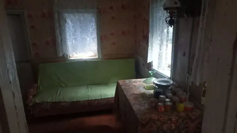 🏡Продам дом в городе харцызск днр
🗺Улица глинки, трубная сторона

• Общая площадь–50 м2
• Участок 6 соток земли

• Дом газифицированный,
Жилое состояние
• На территории участка есть летняя кухня, гараж и погреб
• Документы готовы
🔥Собственник

💴Цена: 1🍋300.000 рублей
☎️+7(949) 331-59-02 Михаил

📨Подписаться - фотография - 6