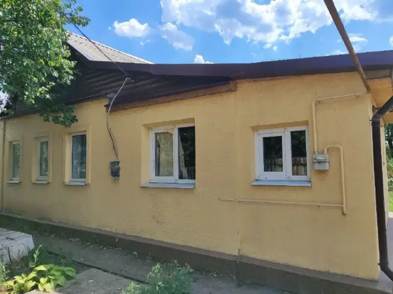 🏡Продаётся дом в петровском районе
🌇Город: донецк днр
🗺Проспект журналистов

• Общая площадь дома 55 м2

• Дом газифицированный, газовое отопление
• Санузел в доме
• Крыша перекрыта
• На территории участка есть скважина, летний душ и хоз постройки
• Рядом магазин, школа, детский caдик и остановка общественного транспорта
🔥Собственник

💴Цена: 4🍋000.000 рублей
☎️+7(949) 052-88-08

📨Подписаться - фотография - 4