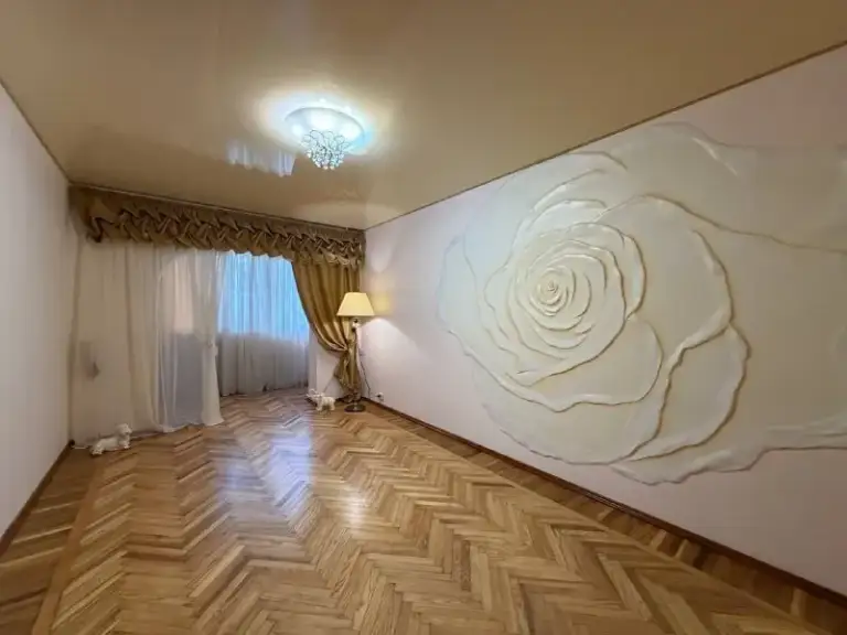 Продажа 2х-комнатной квартиры
🌇Донецк в ленинском районе,
Ориентир - парк славянской культуры - храм петра и февронии, ленинский проспект📌
🏢Этаж - 1/9
✅Площадь - 47 м2, кухня - 7 м2
✅Цоколь высокий, уровень второго этажа!
✅Квартира теплая, на полу паркет из натурального дуба - состояние идеальное, теплый пол.
✅Натяжные потолки
🎁Остается полнос. .. >❗️цена снижена!
📲☎️+7 (949) 513 13 00
📲☎️+7 (949) 037 06 36
Подписаться | 📩дать объявление
📲Наш max - фотография - 7