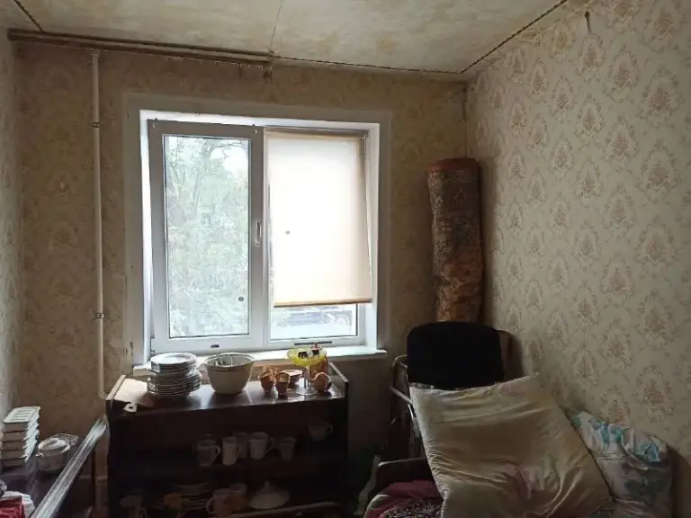 Сдам трехкомнатную квартиру

🌇Г. Мариуполь, октябрьский р-н ул. Метрополицкая д.94.📌

✅2/5 Этаж.
✅Комнаты раздельные.
📍Рядом рынок, больница, магазины и супермаркет, удобная транспортная развязка.
💦Вода постоянно, бойлер и вся необходимая мебель.
✅Есть холодильник, телевизор, машинка автомат.

💰Цена 25000 ₽ торг + к/у.

По всем вопросам звоните:
📲☎️+79190008877

Подписаться  |  📩дать объявление
📲Наш max - фотография - 3
