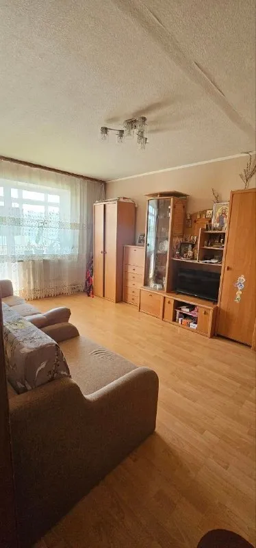 🏡Продажа 1-х комнатной квартиры
🌇Город: донецк днр
🏙️Район: ленинский р-н
🗺Улица пухова, 31

• Этажность–5/10 жилого дома
• Общая площадь–35.2 м2

• Квартира не угловая
• Металлическая входная дверь
• В квартире требуется ремонт
• Вода по графику
• Установлен накопительный бак на 750 литров воды
• Рядом магазины, рынок, школа, детский садик и остановка общественного транспорта
• Документы готовы
🔥Собственник

💴Цена: 3🍋400.000 рублей
☎️+7(949) 370-85-24

Недвижимость днр - фотография - 2