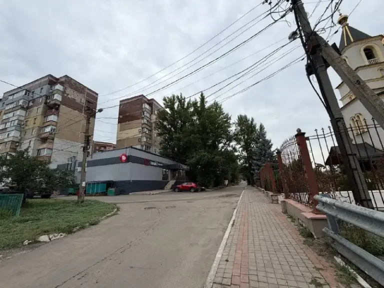 Продаётся 2-х комнатная квартира, ленинский район (боссе)

Статус - твой выбор в мире недвижимости!

➡️Адрес: ул. Малахова
➡️Чешский проект
➡️Этаж: 4из 9
➡️Площадь: 52 м2
➡️Крепкий дом с хорошей звуко‑ и теплоизоляцией
➡️Рядом школы, магазины, остановки, рынки, твой магазин, церковь

💰4000 000 ₽
📞+79496455686
📞+79490774949 - фотография - 8
