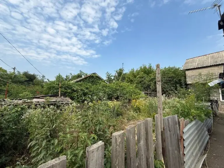 Продажа двух домов на одном участке ! Куйбышевский район!

📍Первая площадка, улица нарвская

✅Общая площадь дома: 65
✅Площадь участка: 5 соток
✅Второй дом общей площадью: 120 квадратных метров
✅Рядом школа и спортивный комплекс, остановка общественного транспорта

📌Документы полностью готовы к сделке

💸 Цена: 3 000 000 рублей

☎️+79496455686
📞+79490774949

Принимаем звонки в любое время! - фотография - 6