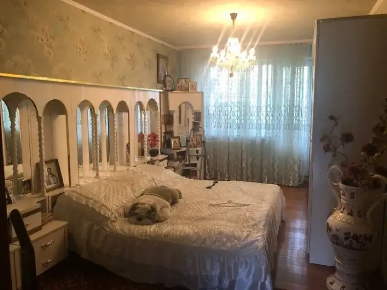 🏡Продаётся 4-х комнатная квартира
🏙️Город: донецк днр
🌇Район: куйбышевский р-н
🗺Микрорайон магистральный, улица куйбышева 209

🔹В квартире выполнен ремонт
🔹Квартира продаётся частично с мебелью
🔹Вода по графику
🔹Установлена накопительная система и насос на 500 литров воды
🔹Рядом гипермаркет галактика, школа № 51
🔥Собственник

💴Цена: 7🍋800.000 рублей
☎️+7(949) 385-93-57 Сергей

📨Подписаться - фотография - 4