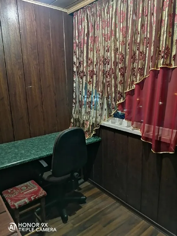 Сдаю двухкомнатную квартиру
Сдается от собственника❗️

🌇Донецк, кировский район терешковой, текстильщик ост авт. 77,85,рядом магазин молоко, больница, школа. 📍

✅На 9эт 9 эт дома
Сдаётся на долгосрочный срок❗️
✅Сдаётся семейной паре или одиноким.

💰Цена 35 000 ₽, квартплата включена в стоимость.

📲☎️+79493051139
📲+79825917033 Ватсап, телеграм

Подписаться  |  📩дать объявление
📲Наш max - фотография - 5