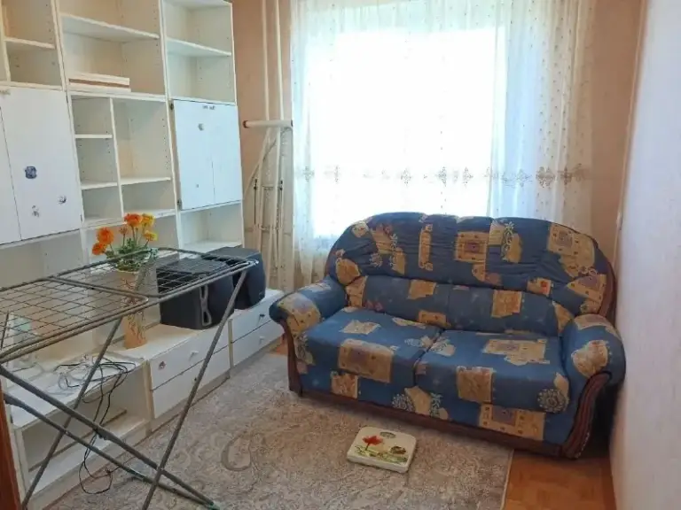 Аренда 3-х комнатной квартиры
🌇Донецу в куйбышевском районе, ориентир предприятие "лучиано"📌
✅Этаж 9/10
✅Общая пл. 68 кв. М.
✅Все комнаты раздельные, лоджия + балкон.
✅Укомплектована всей необходимой мебелью и бытовой техникой.
💦Вода по графику.
👍Квартира чистая, в хорошем состоянии. Сдается порядочным семейным людям без вредных привычек. - фотография - 6