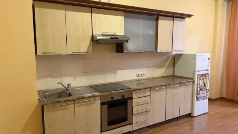 🏡Сдам 3-х комнатную квартиру
🏙️Город: донецк днр
🌇Район: калининский р-н
🗺Жк диск, 5 эт.

🔹Вода 24/7 холодная, горячая, накопительный бак 300л.
🔹Закрытая охраняемая территория, консьерж, детская площадка, детская комната в жк.
🔹Комнаты раздельные.
🔹Квартира укомплектована мебелью и техникой!
🔹Для семьи, можно с детьми.
📍Без животных!

💴Цена: 65.000 рублей+ коммунальные.
📍Залог.

☎📞+79493220174 +79498342961 Или telegram/мах

Оплата услуг риелтора по факту заселения! Ехать в офис и вносить оплату до просмотра не надо❗

Аренда донецк днр - фотография - 6