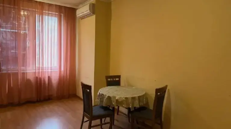 🏡Сдам 3-х комнатную квартиру
🏙️Город: донецк днр
🌇Район: калининский р-н
🗺Жк диск, 5 эт.

🔹Вода 24/7 холодная, горячая, накопительный бак 300л.
🔹Закрытая охраняемая территория, консьерж, детская площадка, детская комната в жк.
🔹Комнаты раздельные.
🔹Квартира укомплектована мебелью и техникой!
🔹Для семьи, можно с детьми.
📍Без животных!

💴Цена: 65.000 рублей+ коммунальные.
📍Залог.

☎📞+79493220174 +79498342961 Или telegram/мах

Оплата услуг риелтора по факту заселения! Ехать в офис и вносить оплату до просмотра не надо❗

Аренда донецк днр - фотография - 7