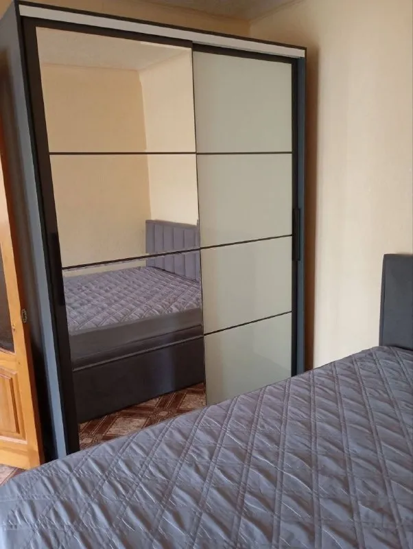 🏡Сдам 1-х комнатную квартиру
🏙️Город: донецк днр
🌇Район: кировский район
🗺Мкр-н текстильщик, гараж.

🔹Вода по графику холодная и горячая (колонка).
🔹Мебель, техника, кондиционер, холодильник, стиралка, тв, микроволновка, интернет.
🔹Семейной паре, без детей, без животных!

💴Цена: 23.000 рублей + коммунальные.
📍Залог.

☎📞+79493220174 +79498342961 Или telegram/мах

Оплата услуг риелтора по факту заселения! Ехать в офис и вносить оплату до просмотра не надо❗

Аренда днр - фотография - 2