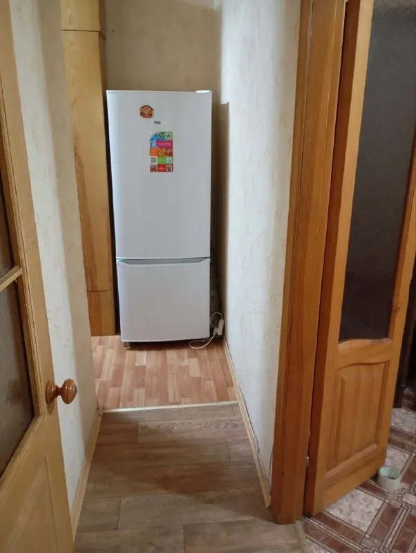 🏡Сдам 1-х комнатную квартиру
🏙️Город: донецк днр
🌇Район: кировский район
🗺Мкр-н текстильщик, гараж.

🔹Вода по графику холодная и горячая (колонка).
🔹Мебель, техника, кондиционер, холодильник, стиралка, тв, микроволновка, интернет.
🔹Семейной паре, без детей, без животных!

💴Цена: 23.000 рублей + коммунальные.
📍Залог.

☎📞+79493220174 +79498342961 Или telegram/мах

Оплата услуг риелтора по факту заселения! Ехать в офис и вносить оплату до просмотра не надо❗

Аренда днр - фотография - 8