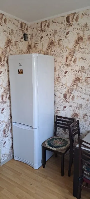 Аренда 3-комнатной квартиры в калининском районе, улица павших коммунаров, клиническая больница №3, спортивный клуб "спортмакс"

Стройте свое пространство с агентством недвижимости город.
Вы мечтаете - мы реализовываем💫

🏗Район: калининский
🏘Комнат - 3

Сдается чистая, уютная трехкомнатная квартира в калининском районе донецка, клиническая больница №3, рядом один из лучших спортивных клубов донецка!!!

Отличная инфраструктура:
✔️Спортивный клуб "спортмакс"
✔️Клиническая больница №3
✔️Площадь калинина

Отличная транспортная развязка, транспорт в любую точку города. Все в пешей доступности : ✔️супермаркеты, магазины
✔️Школы, садики
✔️Больница
✔️Спортклуб

💵Цена: 60.000 рублей
☎️Телефон: +7 (949) 630 77 76 - фотография - 8