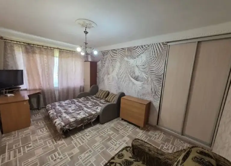 Продам однокомнатную квартиру

🌇Днр в мариуполе
Левобережный район!📌

👍Отличный вариант как для жизни, так и для сдачи 💯

✅ Не угловая
✅ 1/5 Этаж, средний цоколь
✅ Площадь: 28/15/5
❗️ Дом не пострадал
💦 Вода постоянно - фотография - 2