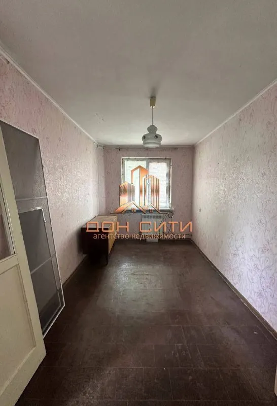 Продам двухкомнатную квартиру

🌇Адрес: г. Донецк, калининский район, ул. Цусимская (ориентир: калининский рынок)📌

❗️Бюджетный вариант:
💰 Цена: 3 100 000 руб.

✅ Общая площадь дома: 46м²
✅ Расположение этажа: 5/5
✅ Высота потолков: 2.5 метра
✅ Планировка: смежная
💦 Во. .. Та
✅ Дружелюбные соседи
📃 Документы готовы (собственник один)

📲☎️+79493588733 Владислав ан «дон сити»

Подписаться  |  📩дать объявление
📲Наш max - фотография - 3