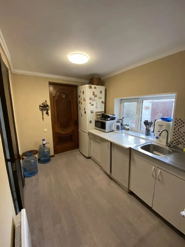 🏡Продам отдельно стоящий дом
📍Г. Донецк днр
Будённовский район
Улица 10 февраля, 28
•Электрическое отопление, санузел раздельный
•Окна пластиковые,
Новая электропроводка,
Установлены накопительные баки для воды
🔥Собственник
💴Цена: 4🍋500.000 рублей
☎️+7(949) 452-39-73 Дарья
Недвижимость днр - фотография - 2